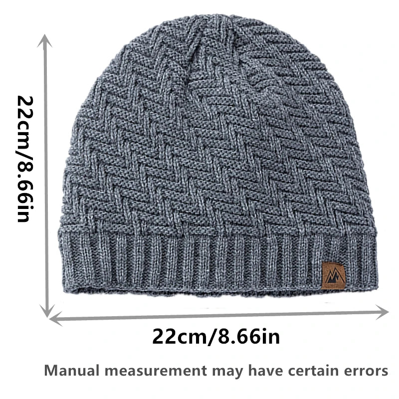 Unisex Peak Label Winter Hat