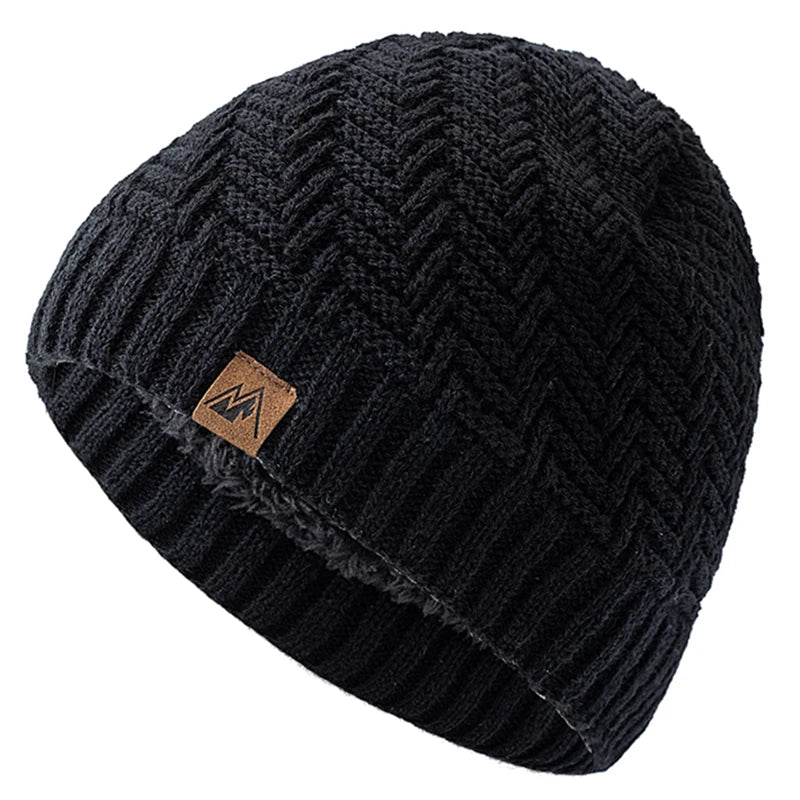Unisex Peak Label Winter Hat