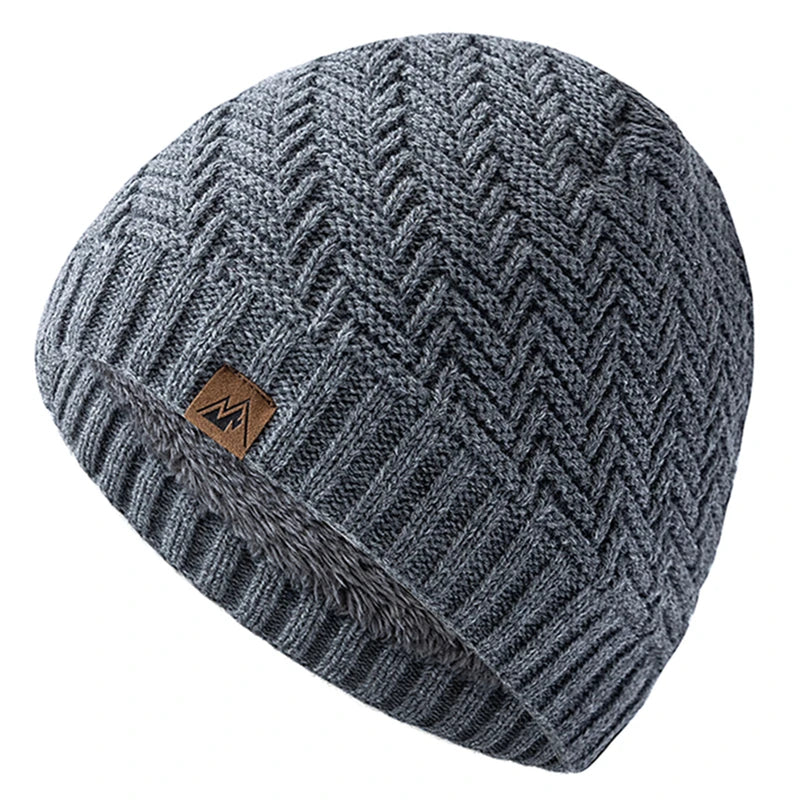 Unisex Peak Label Winter Hat